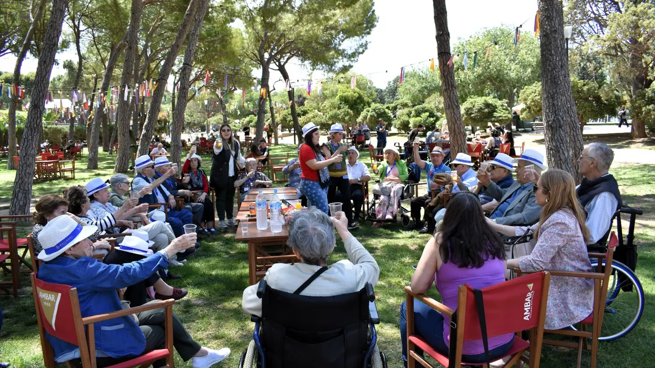 Ballesol frece muchas posibilidades de estancia y programas para sus residentes