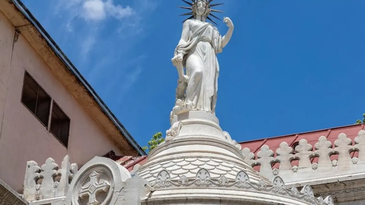 La estatua de la Libertad de Madrid tiene 26 a&ntilde;os menos que la de Nueva York / Turismo Madrid