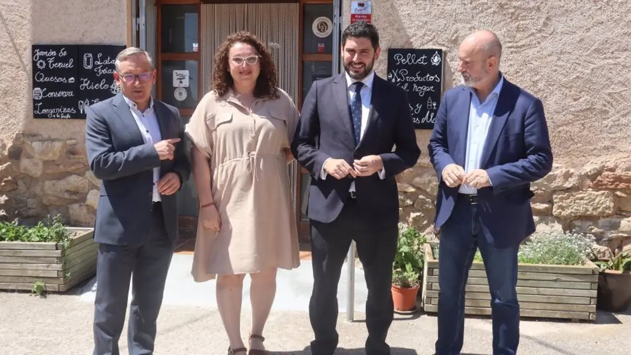 Joaqu&iacute;n Juste, Danae Baz&aacute;n, Alejandro Nolasco y Juan Manuel Hern&aacute;ndez / DGA