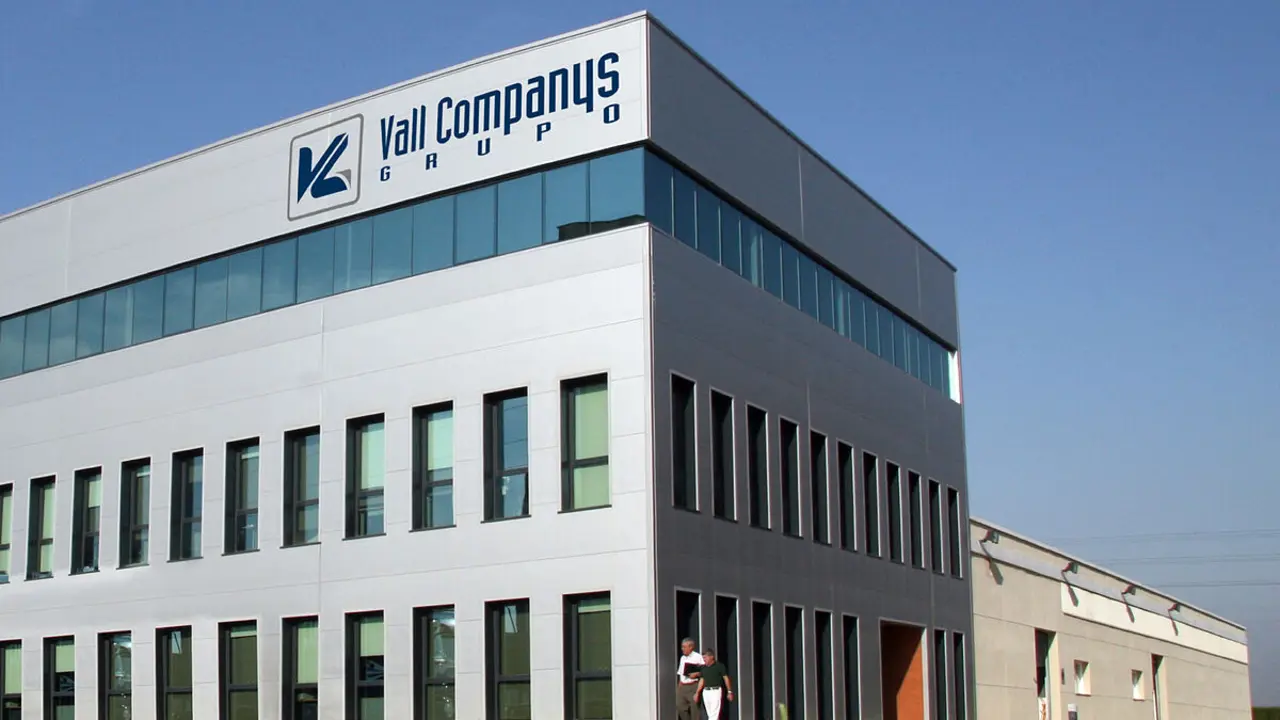 Sede corporativa del grupo Vall Companys en Lleida / Vall Companys