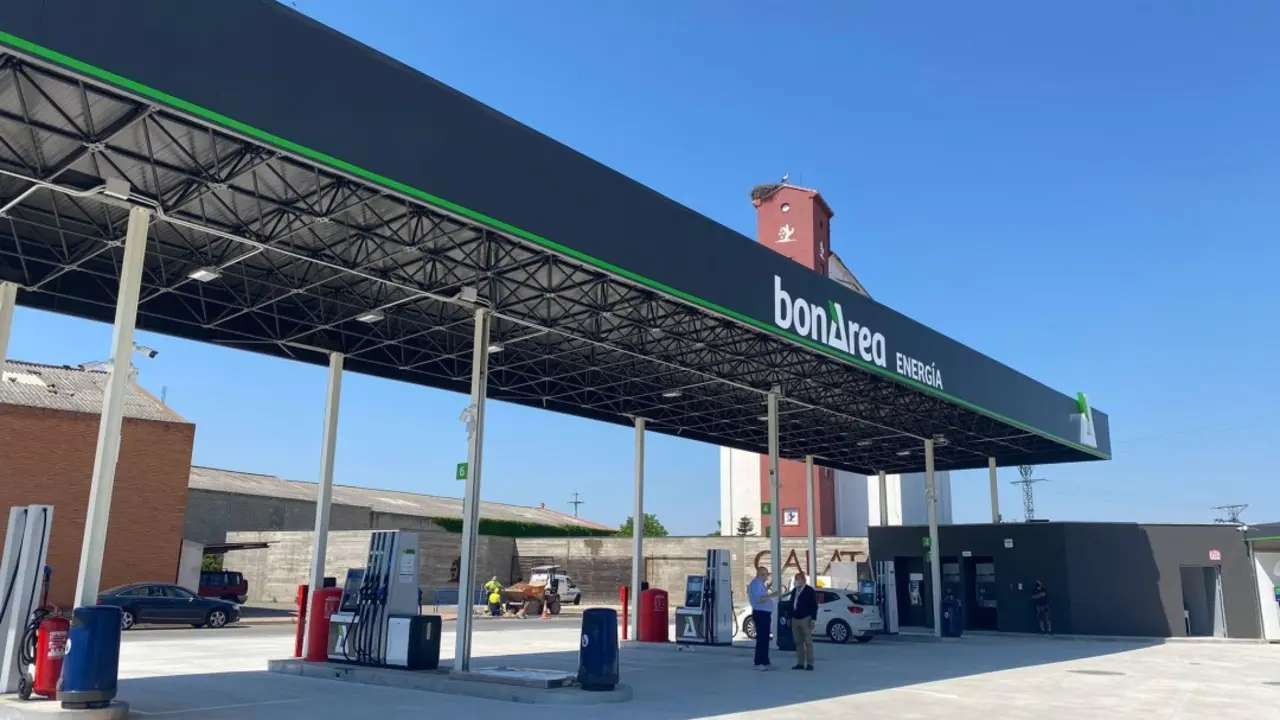 Gasolinera de Bon&Aacute;rea en Calatayud.