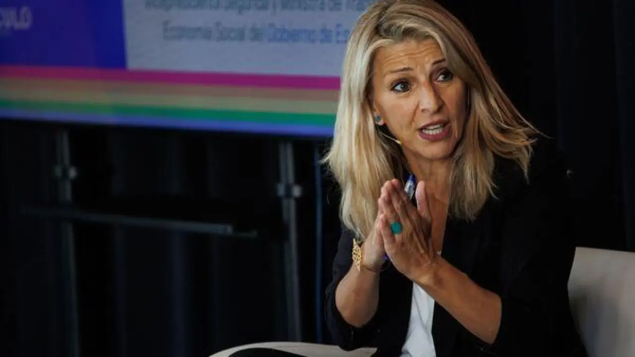 Yolanda D&iacute;az en el I Encuentro 'Diversidad LGTBIQ+ en el entorno laboral'. (Europa Press/ Alejandro Mart&iacute;nez)
