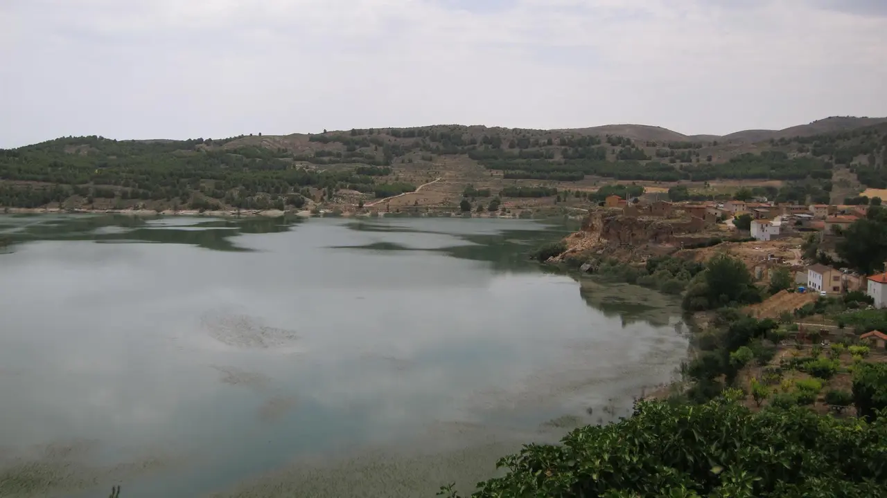 Uno de los embalses de la Cuenca del Ebro / E.P.