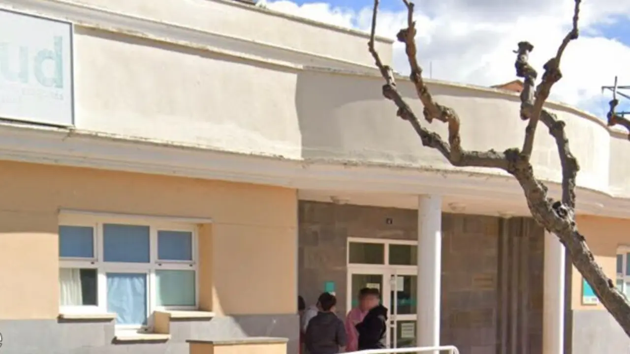 Imagen del centro de salud de Ateca donde llevaron a la ni&ntilde;a tras el accidente/ Google Maps