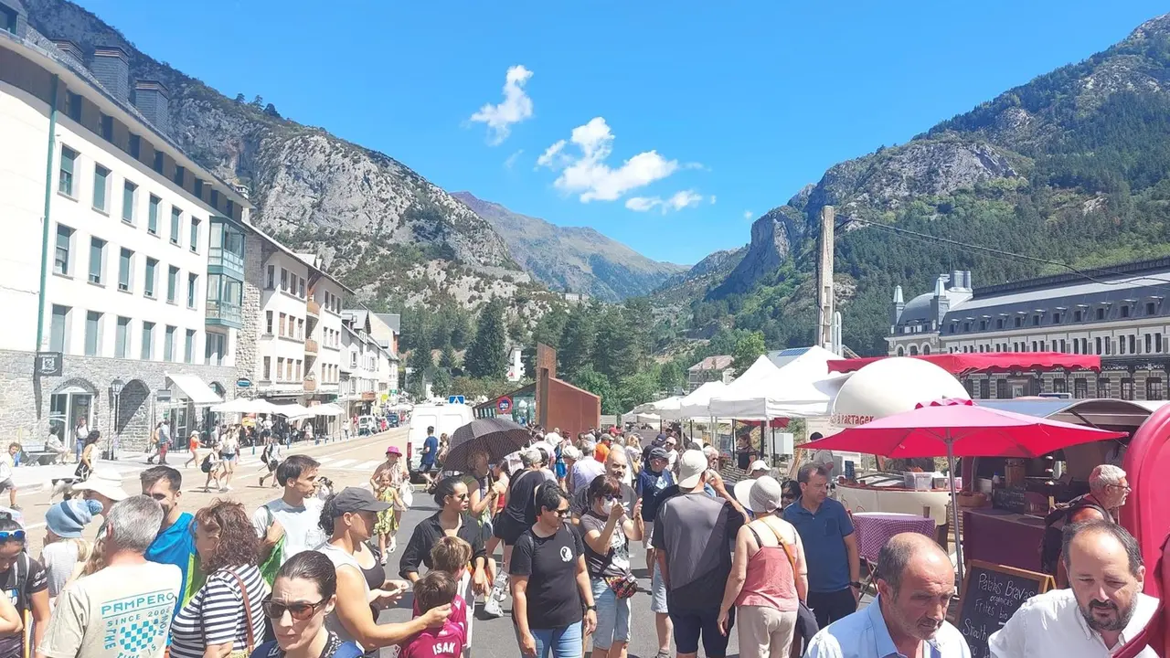 Feria transfronteriza del queso / Ayuntamiento de Canfranc