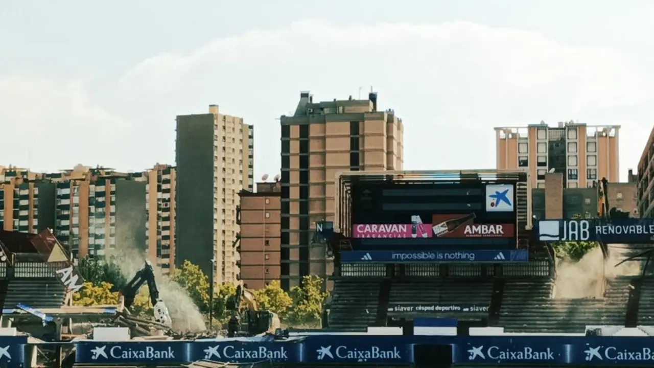 Grada de Gol Sur de La Romareda / REAL ZARAGOZA