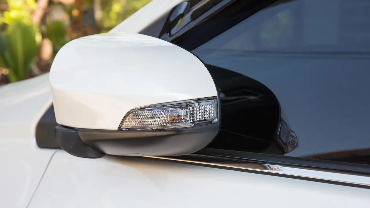 Llevar el coche sucio puede tener multas