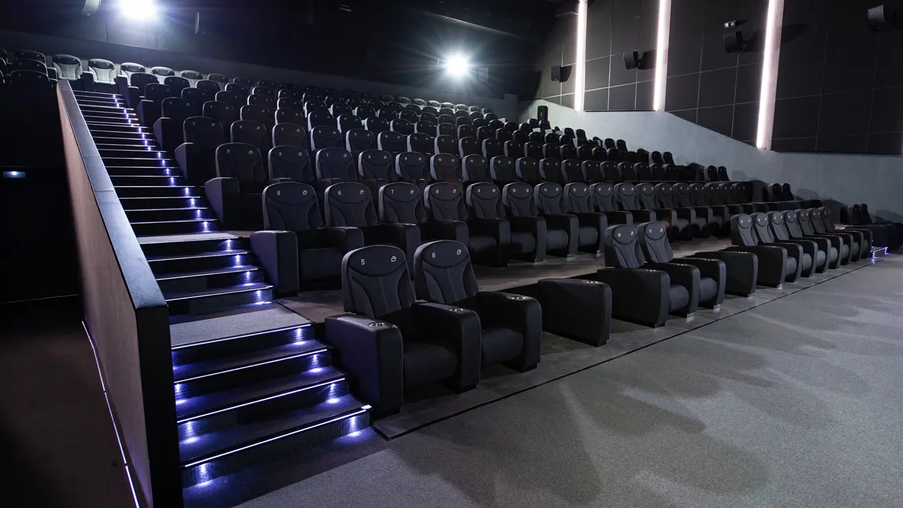 Los cines Artesiete, en La Torre Outlet, son los mejor valorados por los zaragozanos