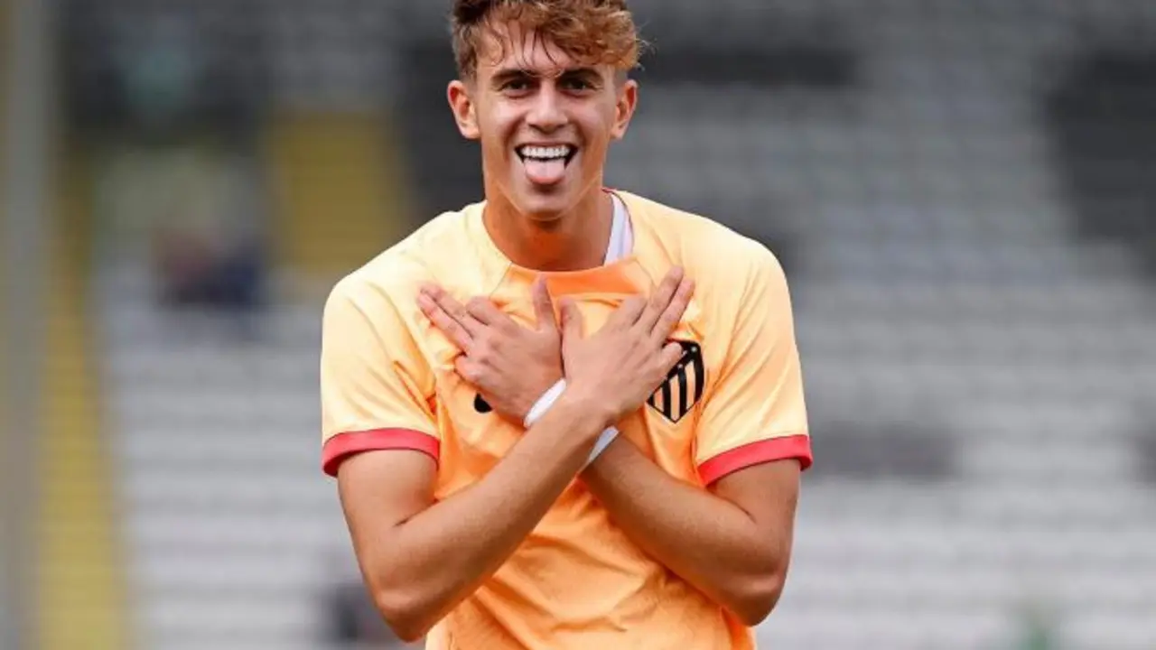 Adri&aacute;n Ni&ntilde;o con el Atl&eacute;tico de Madrid / ATLETI