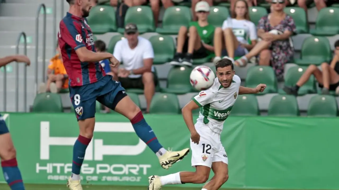 La SD Huesca frente al Elche / LFP