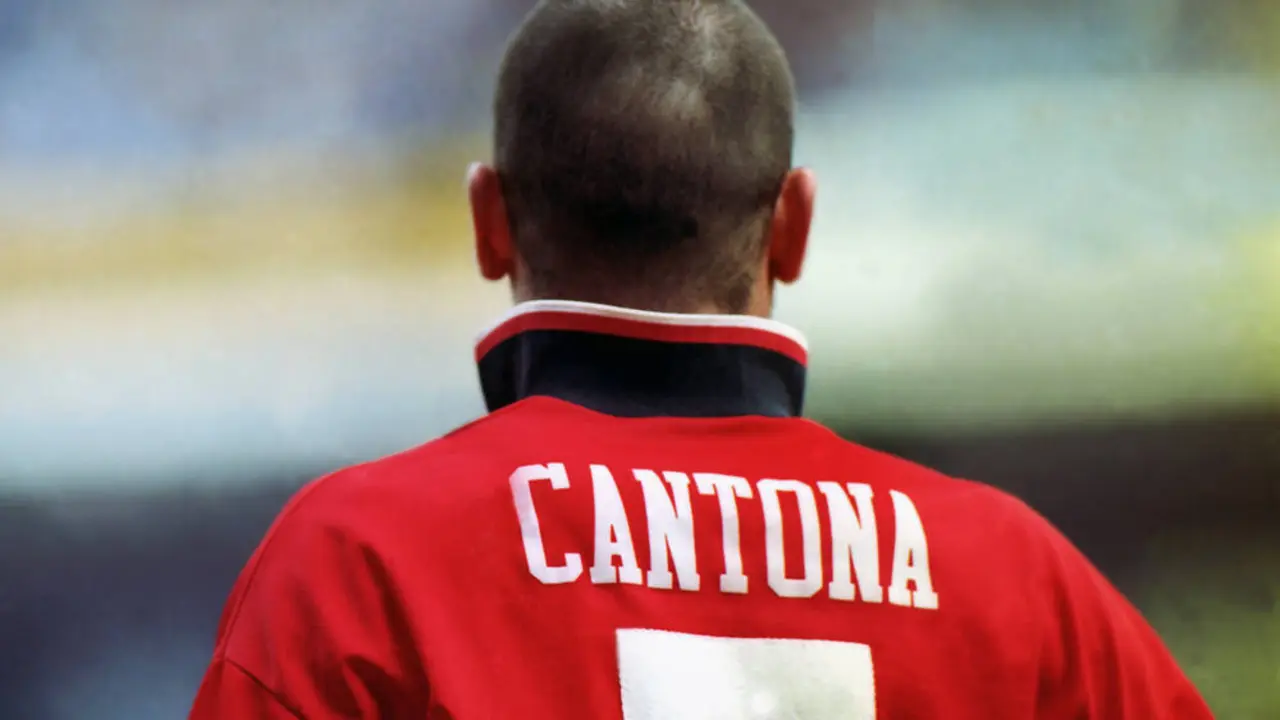 Cantona, jugador que se relacion&oacute; con el Real Zaragoza / 'X'