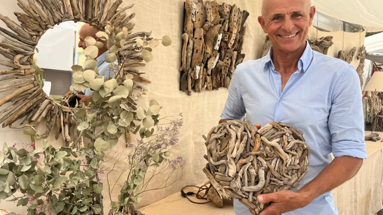 El creador de esta firma est&aacute; reci&eacute;n jubilado y ha decido combinar su pasi&oacute;n por la artesan&iacute;a con la recuperaci&oacute;n del medio ambiente / HA