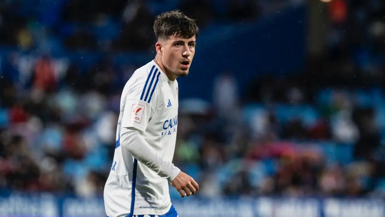 Adri&aacute;n Liso con el Real Zaragoza / MARCOS CEBRI&Aacute;N