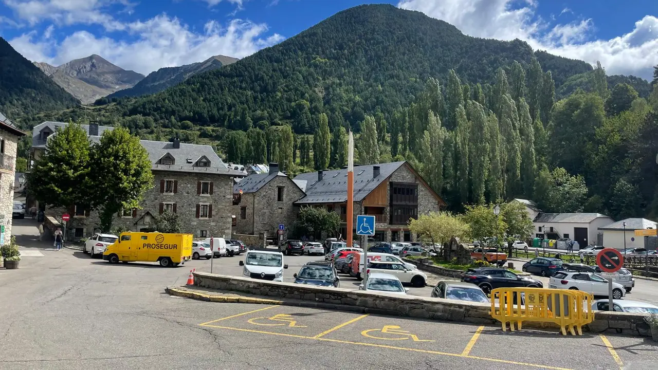 El p&aacute;rking iba a ser construido debajo de la plaza de Sallent de G&aacute;llego
