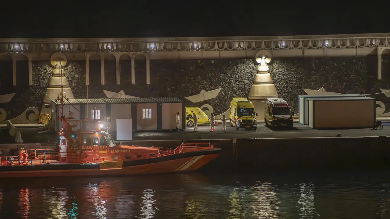 Un barco de Salvamento Mar&iacute;timo en el puerto de La Restinga, a 15 de septiembre de 2024, en El Hierro, Canarias (Espa&ntilde;a). / E.P.