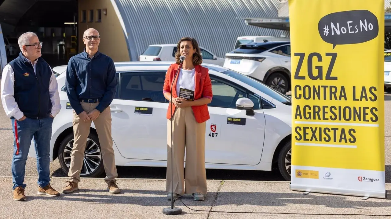 El Ayuntamiento de Zaragoza promueve los taxis seguros para una ciudad libre de agresiones sexistas. / E.P.
