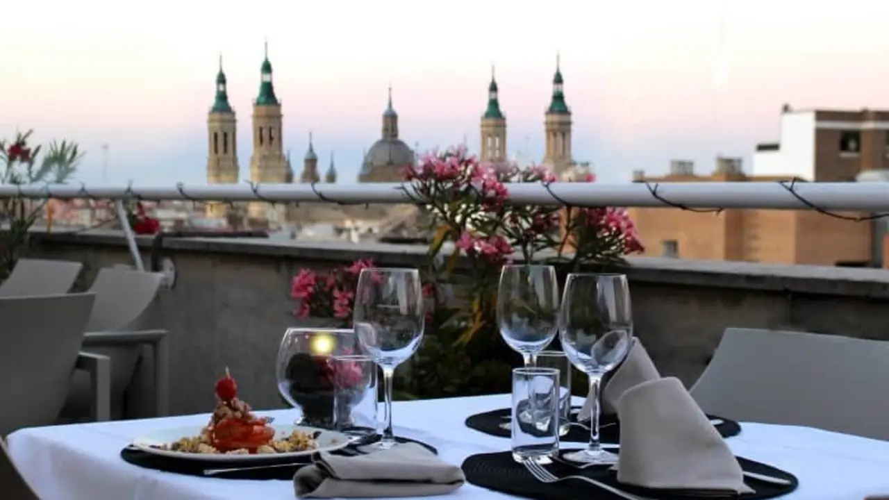 Apartahotel Los Girasoles, un Spa en el centro de Zaragoza