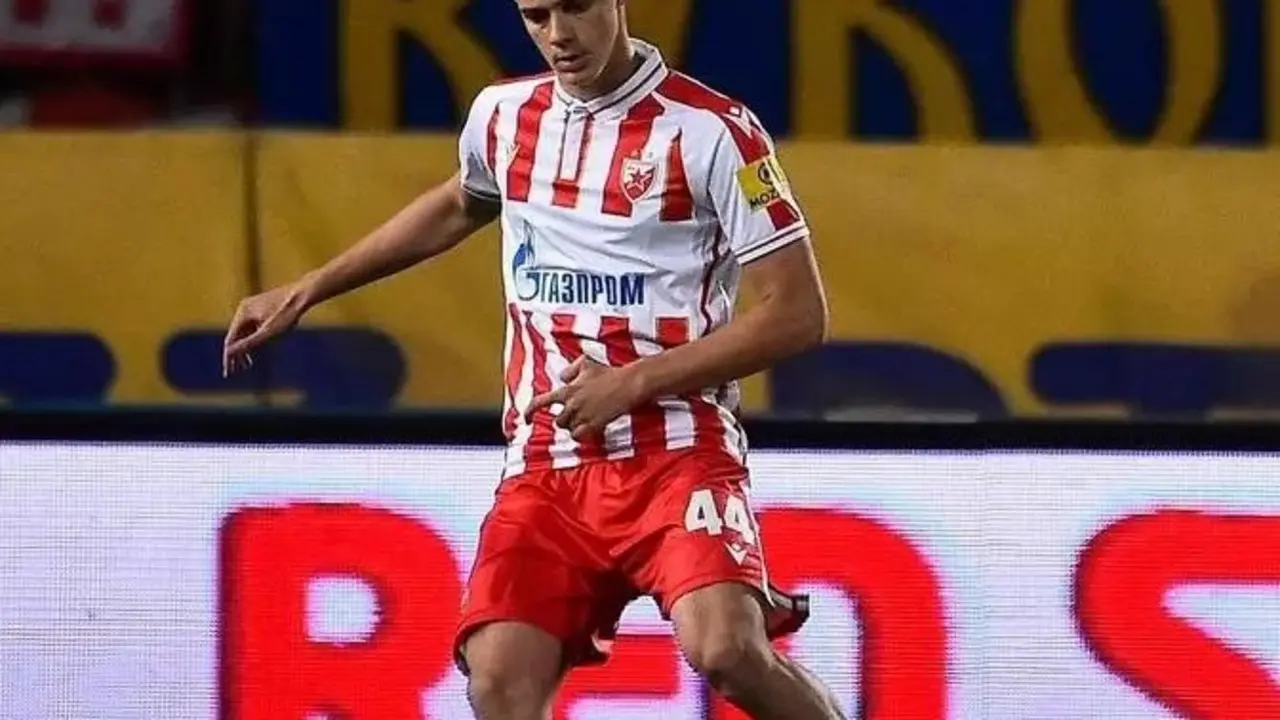 Stefan Lekovic, pretendido por el Real Zaragoza / ESTRELLA ROJA