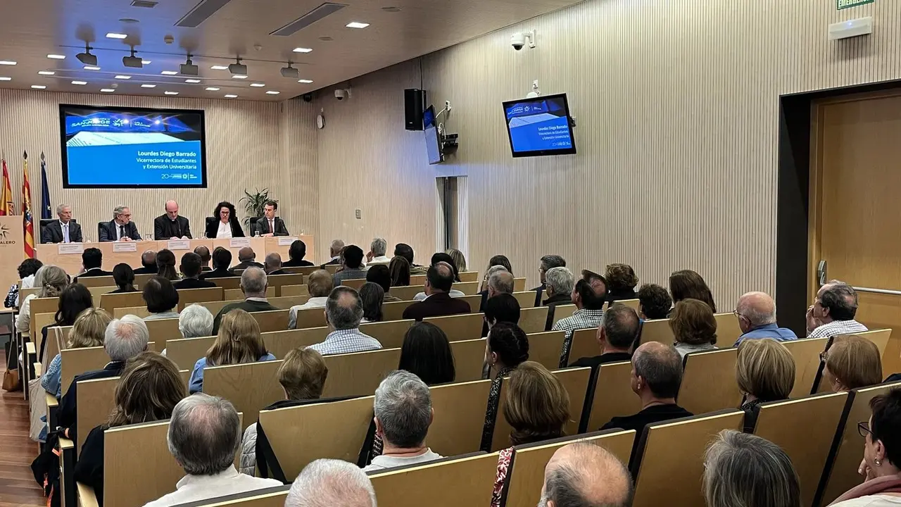Inauguraci&oacute;n del curso de la USJ S&eacute;nior. / E.P.
