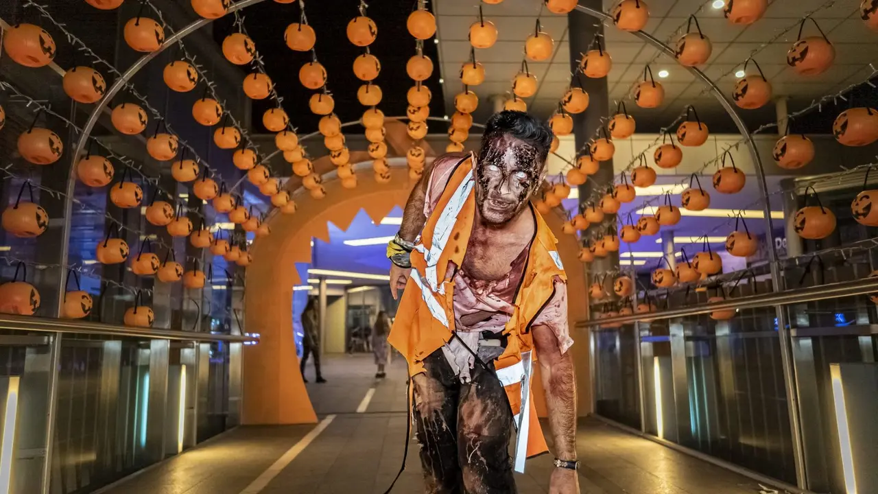 La &lsquo;Survival Zombie Night&rsquo; de Puerto Venecia
