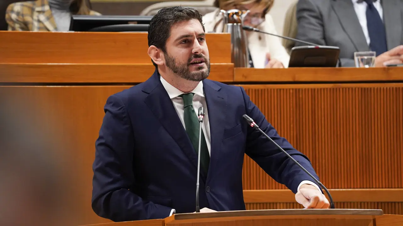 Alejandro Nolasco, portavoz de VOX en Arag&oacute;n / Cortes de Arag&oacute;n