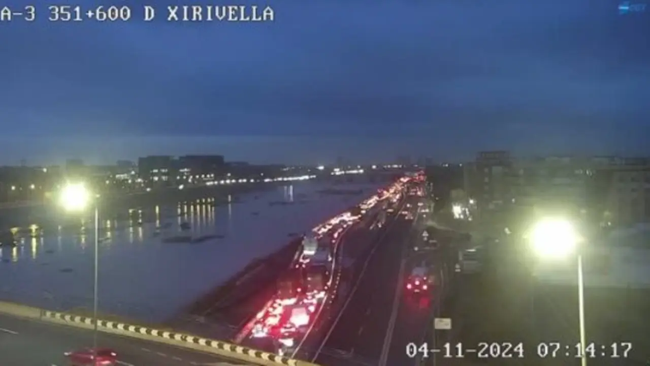 En Valencia, permanecen intransitables las principales v&iacute;as tras el paso de la DANA.