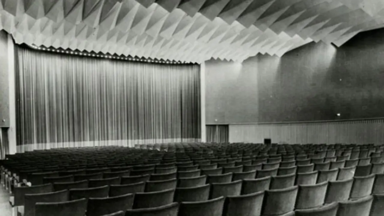 El cine fue inaugurado en los a&ntilde;os 40 / Archivo J. de Yarza-Rafael Castillejo