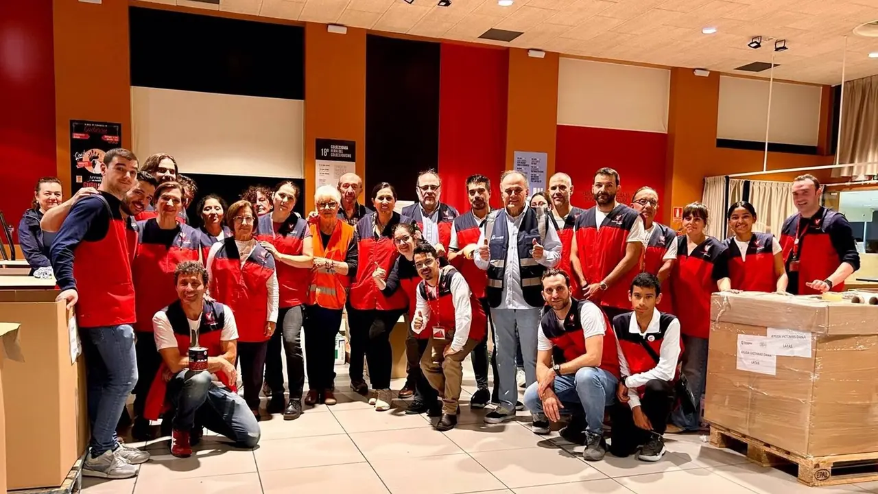 La campa&ntilde;a de recogida de material para los afectados por la DANA alcanza las 300 toneladas / Ayuntamiento de Zaragoza