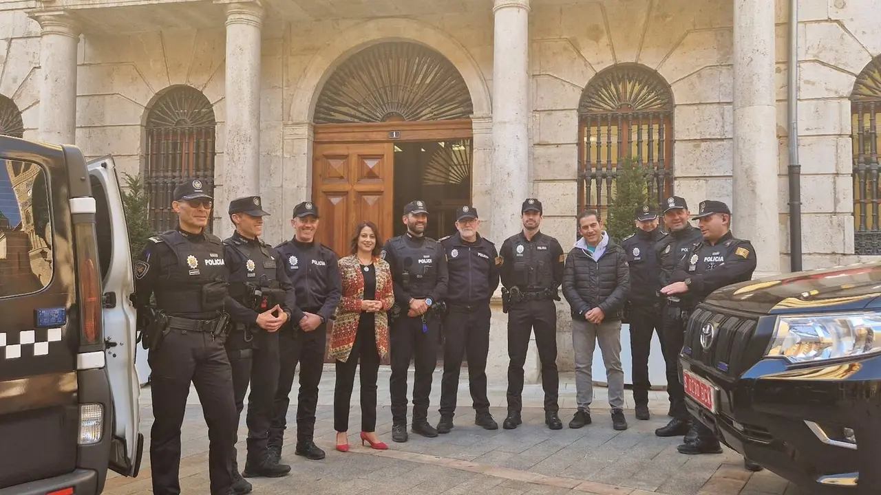 Agentes de la Polic&iacute;a Local de Teruel que se desplazar&aacute;n a Catarroja / Ayuntamiento de Teruel