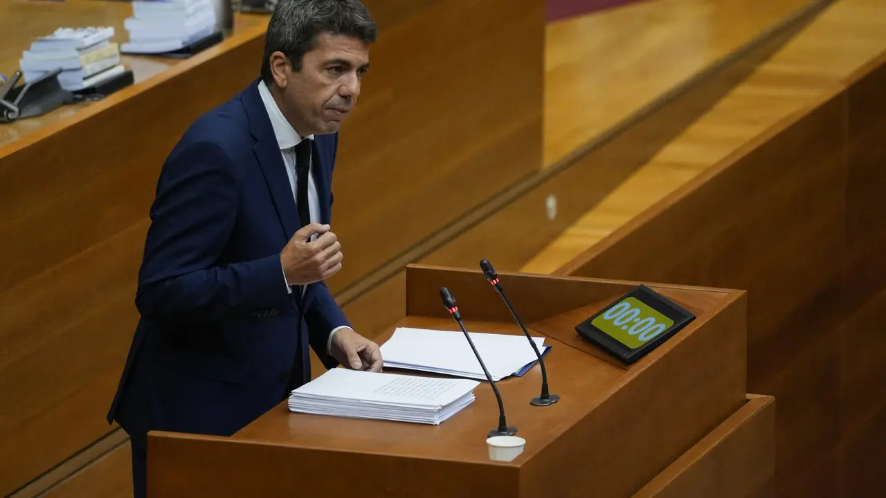El presidente de la Generalitat Valenciana, Carlos Maz&oacute;n, durante la intervenci&oacute;n