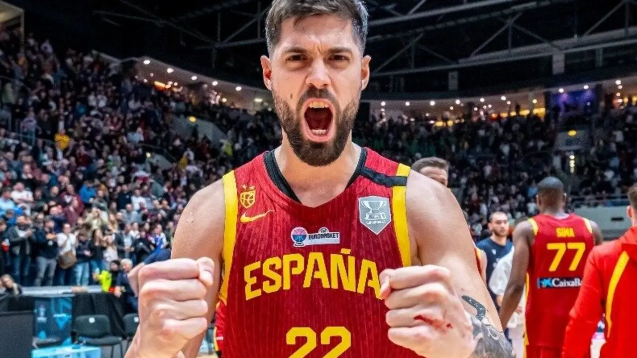 Santi Yusta con Espa&ntilde;a / FEB