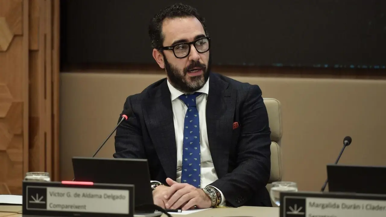 V&iacute;ctor de Aldama / Agencia