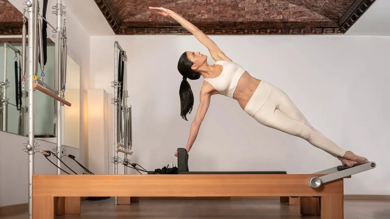 Pilates Reformer / Getty Images