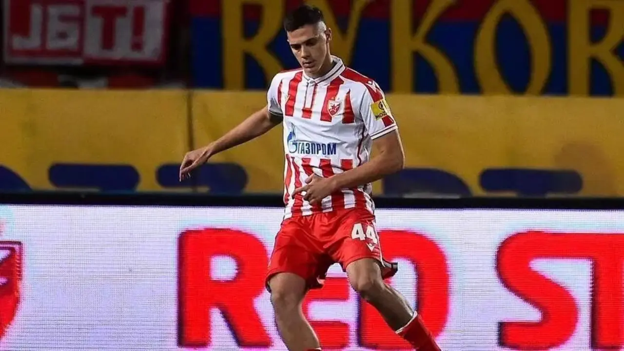 Stefan Lekovic, pretendido por el Real Zaragoza / ESTRELLA ROJA