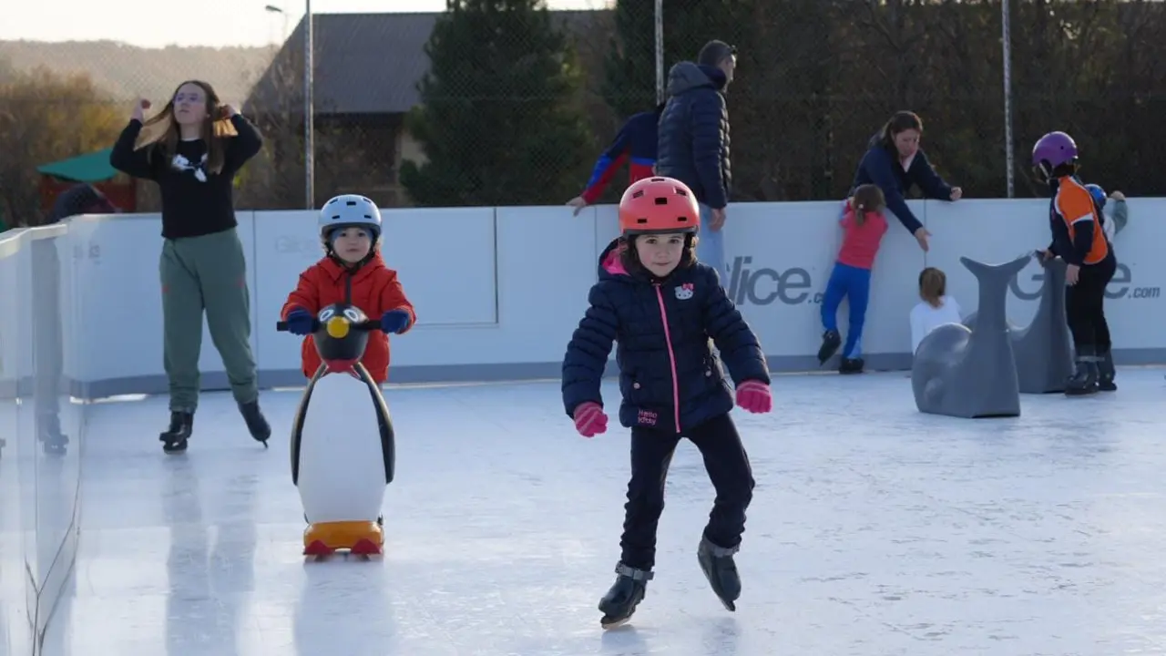 Patinaje en Biescas y Villan&uacute;a
