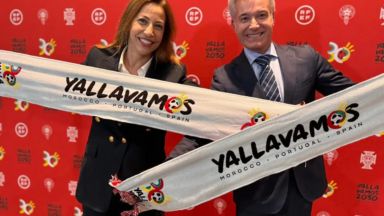 La alcaldesa de Zaragoza,  Natalia Chueca, tras el acto oficial del nombramiento.