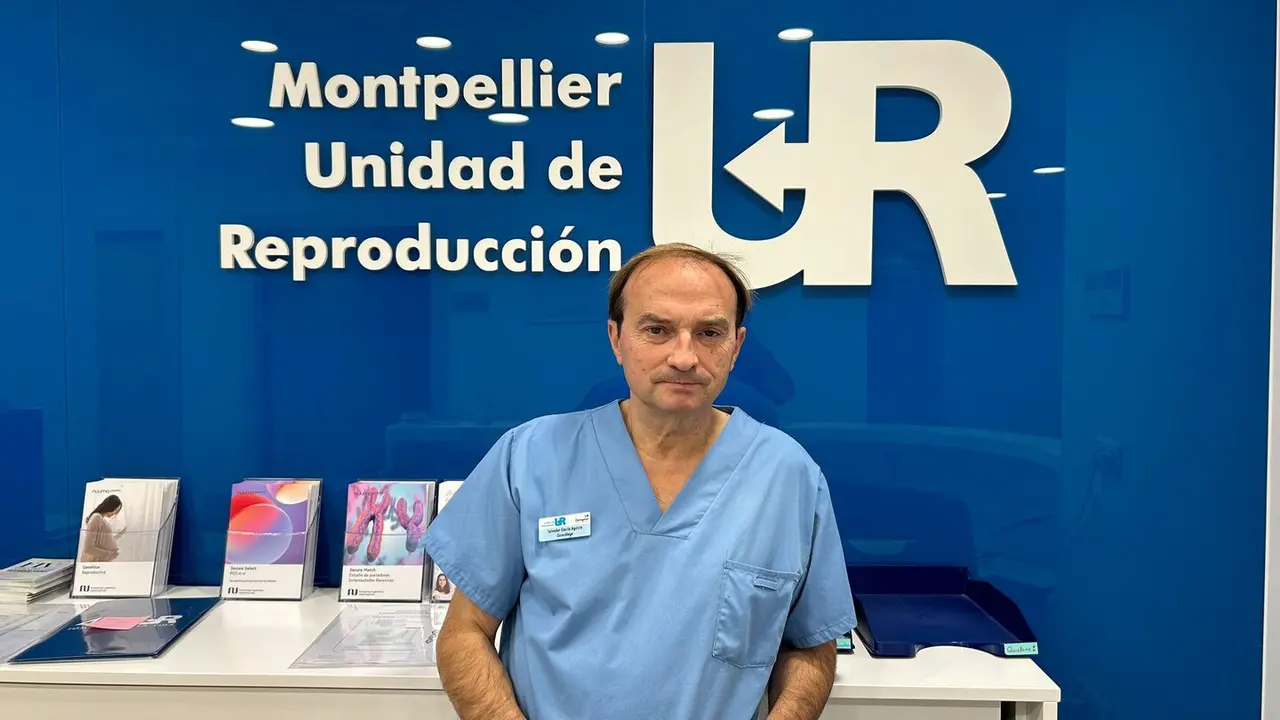 DR Garc&iacute;a Aguirre, de la unidad de reproducci&oacute;n asistida del Grupo Hospitalario HLA