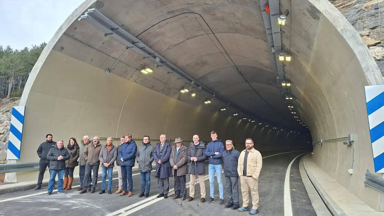 Inauguraci&oacute;n de los t&uacute;neles de Ventamillo (2)