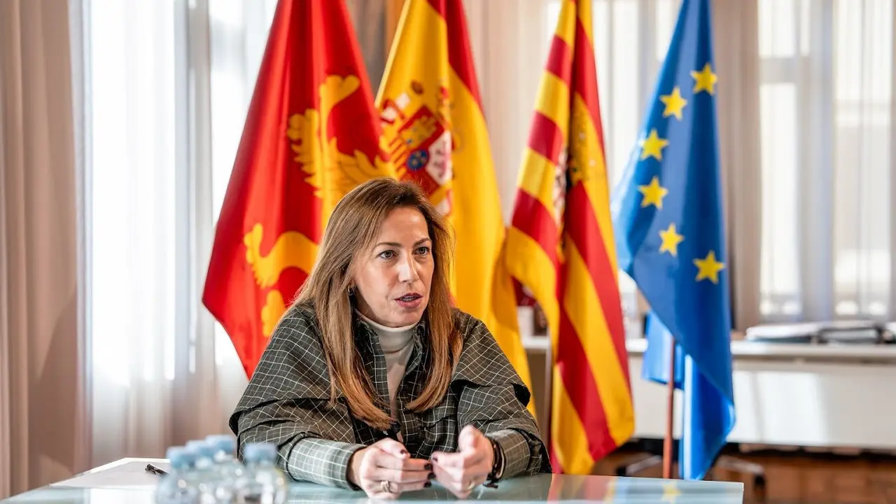 La alcaldesa, Natalia Chueca, durante una entrevista con HOY ARAG&Oacute;N. HA