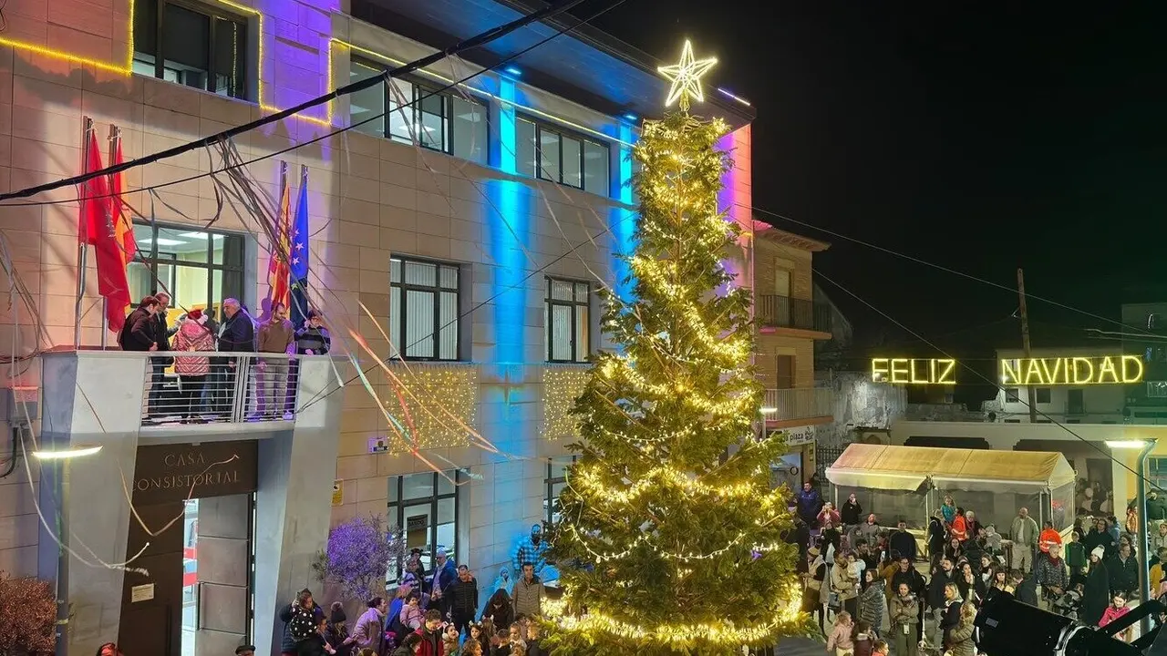 Encendido de luces de Navidad en Zuera.