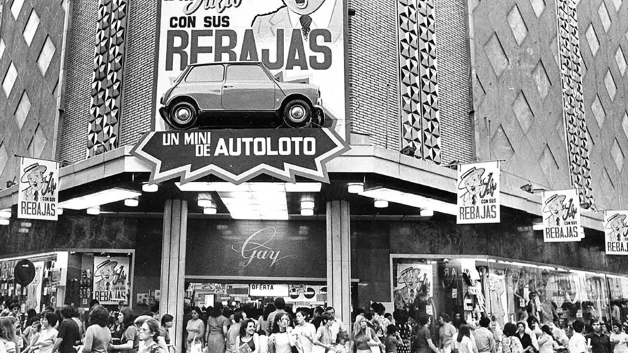 Los grandes almacenes Gay fueron una revoluci&oacute;n en la ciudad / Gran Archivo Zaragoza Antigua