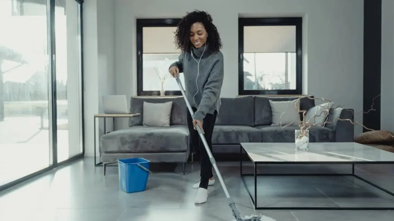 La sal tiene m&uacute;ltiples propiedades que la hacen ideal para la limpieza del hogar.