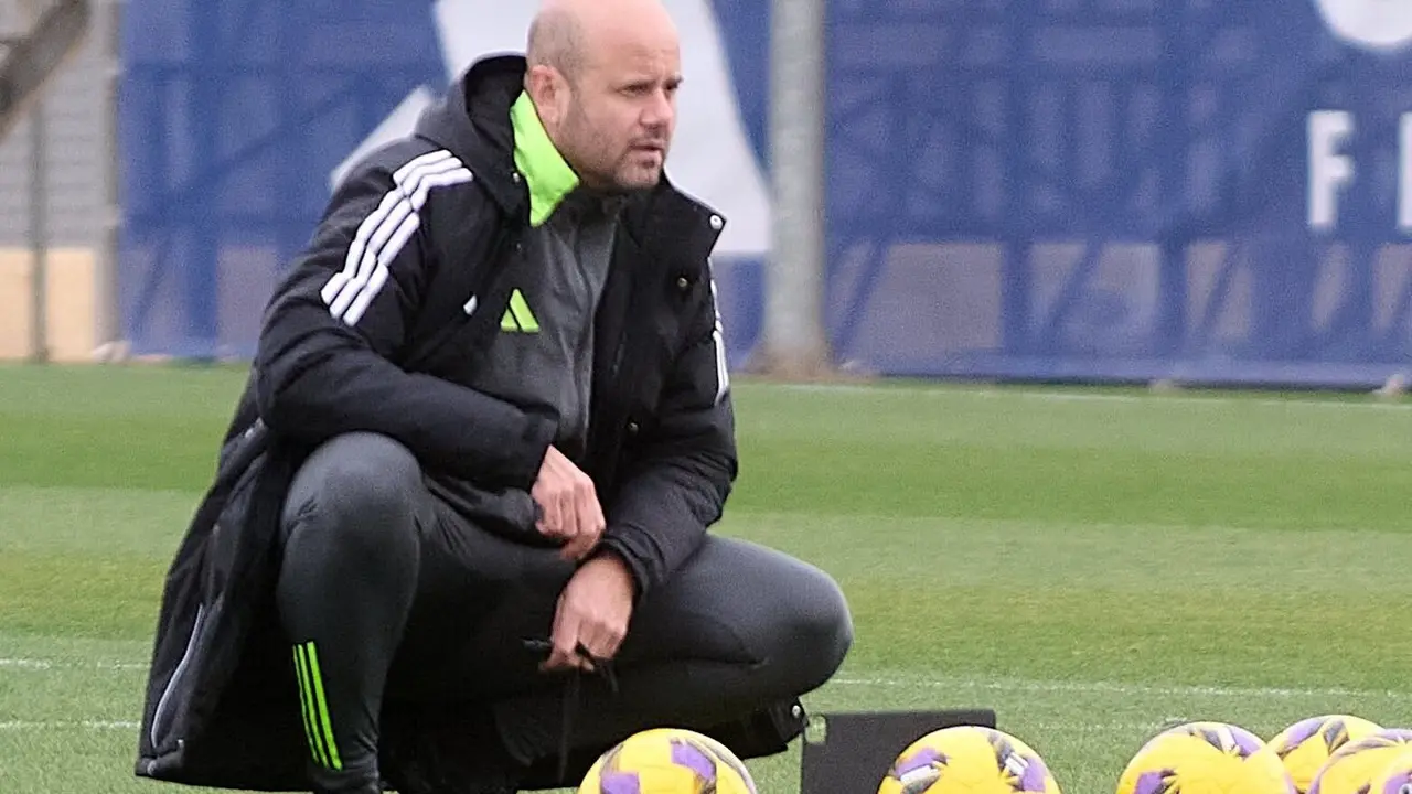 Miguel &Aacute;ngel Ram&iacute;rez en un entrenamiento del Real Zaragoza / REAL ZARAGOZA