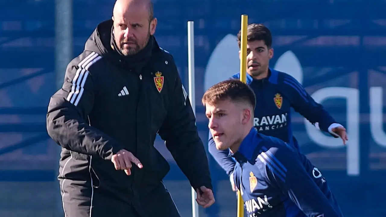 Ram&iacute;rez en un entrenamiento Del Real Zaragoza / REAL ZARAGOZA