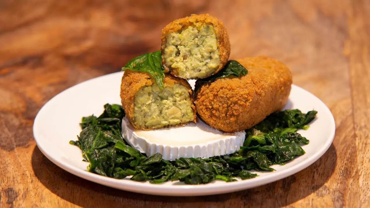 Croqueta de espinacas y queso de cabra. / CROQUETARTE.