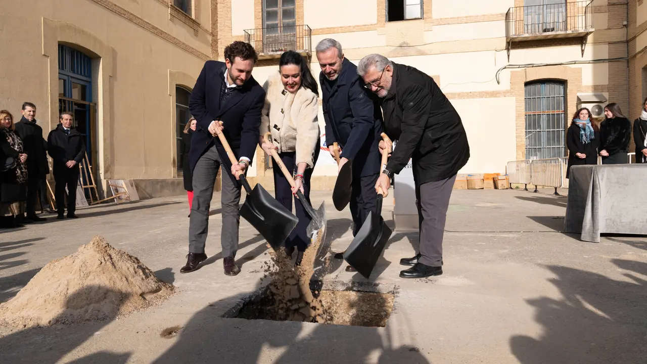 Primera piedra de la facultad de Medicina en Huesca