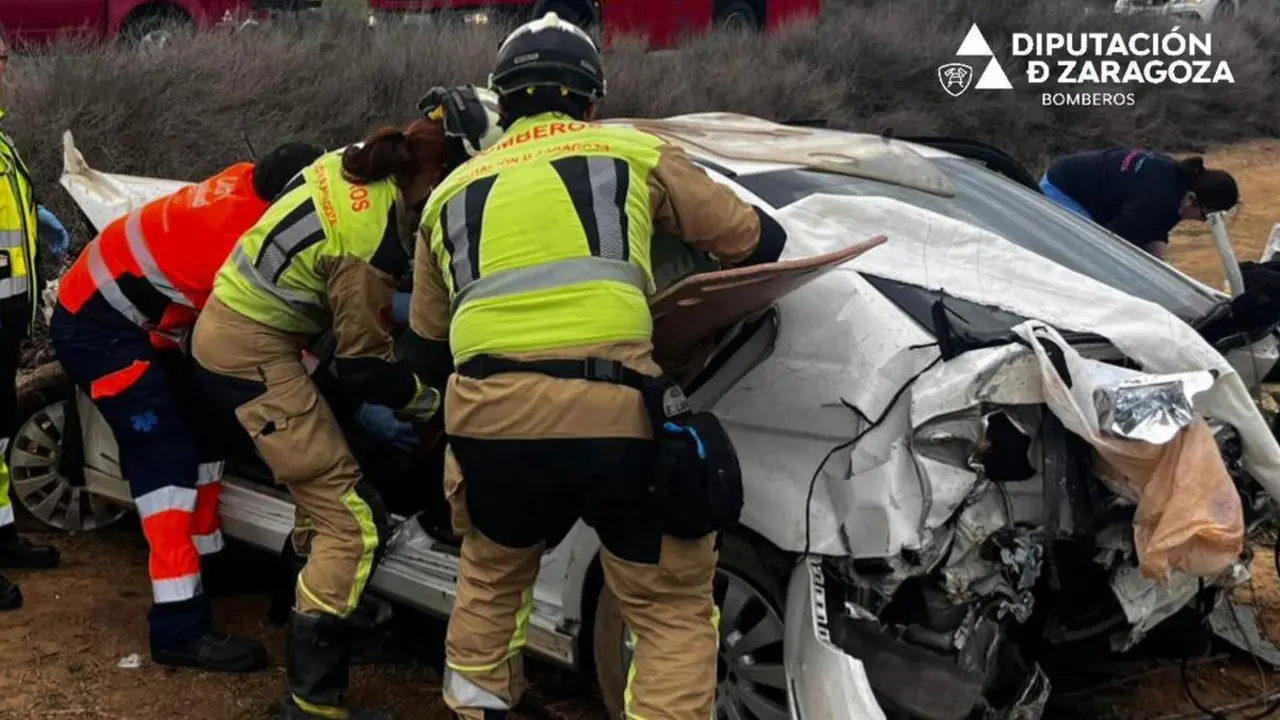 Fotograf&iacute;a del accidente en la A-221./ Diputaci&oacute;n Provincial de Zaragoza