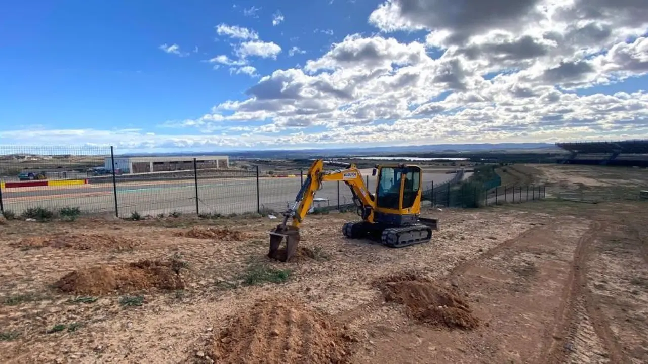 El inicio de los trabajos de repoblaci&oacute;n que se est&aacute;n llevando a cabo en MotorLand Arag&oacute;n./ GOBIERNO DE ARAG&Oacute;N