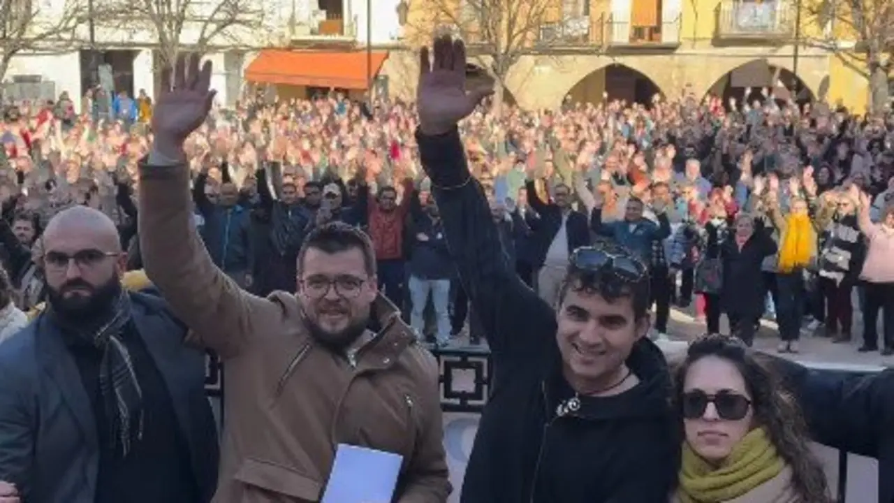 Concentraci&oacute;n este viernes en la plaza Espa&ntilde;a de Caspe. / APEC