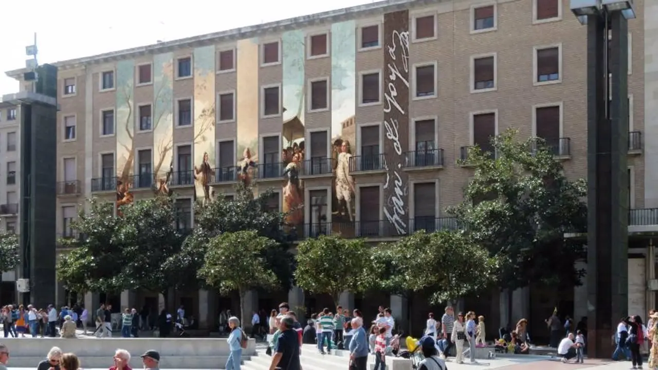 Fachada nuevo Centro de Goya en la Plaza del Pilar